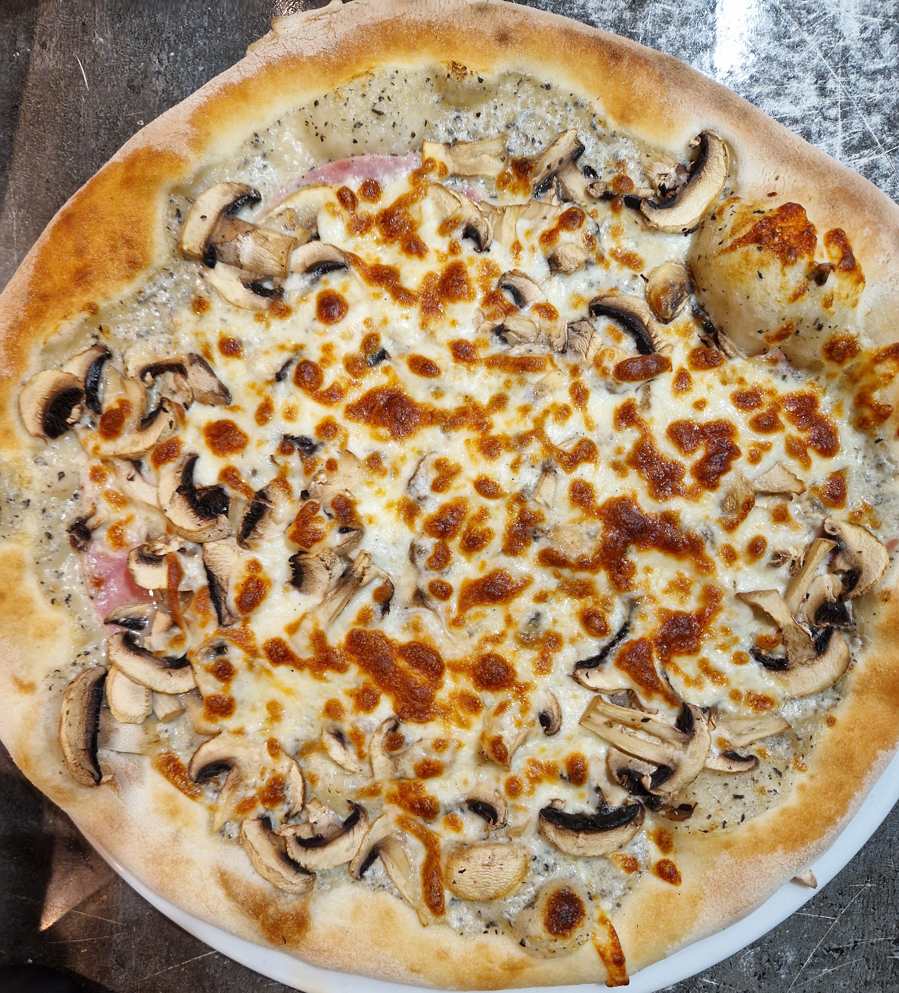 Pizza Tartuffo